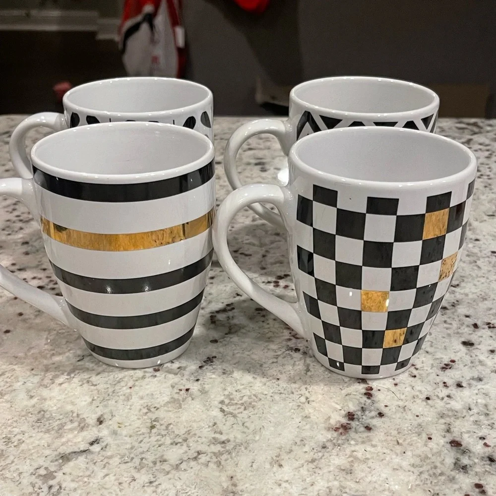 Coffee Cups - Picture 1 of 7